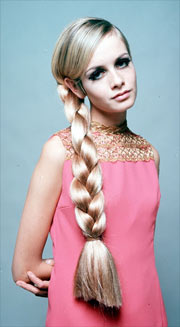 Twiggy 1967 Fashion: Twiggy was a fashion sensation